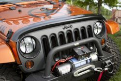 Jeep bug deflector