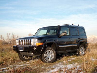 Jeep Commander XK with Teraflex Budget Boost